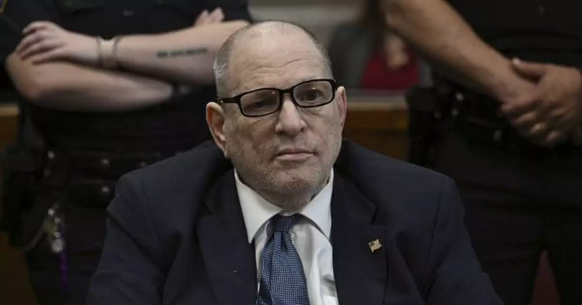 9 jurors picked as Weinstein’s lawyers seek to move him from jail to hospital during #MeToo retrial