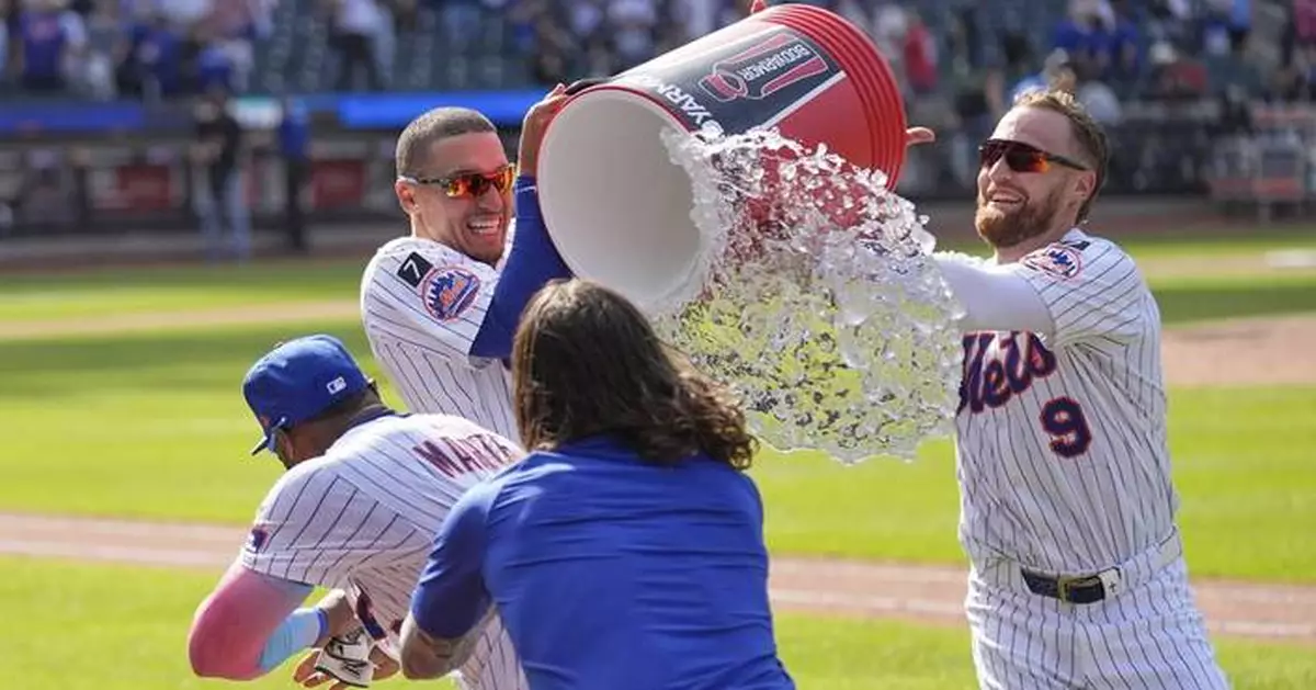 Mets sweep Phillies, extend winning streak to 7 in game with play at the plate and balk that wasn't