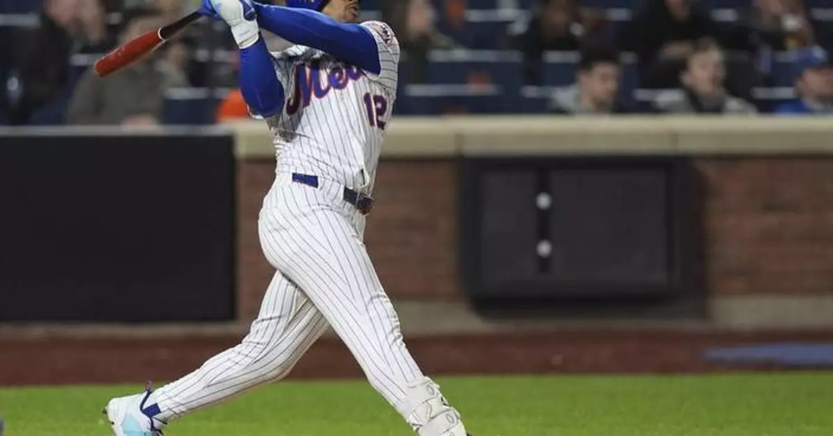 Lindor hits 2 more homers and the Mets hang on to beat the Phillies 5-4