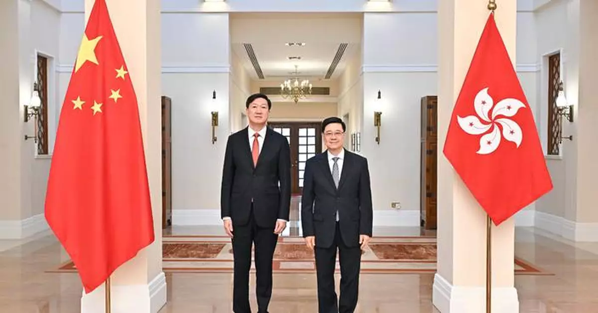 John Lee Meets Chinese Sports Director to Discuss Hong Kong's National Games Preparations