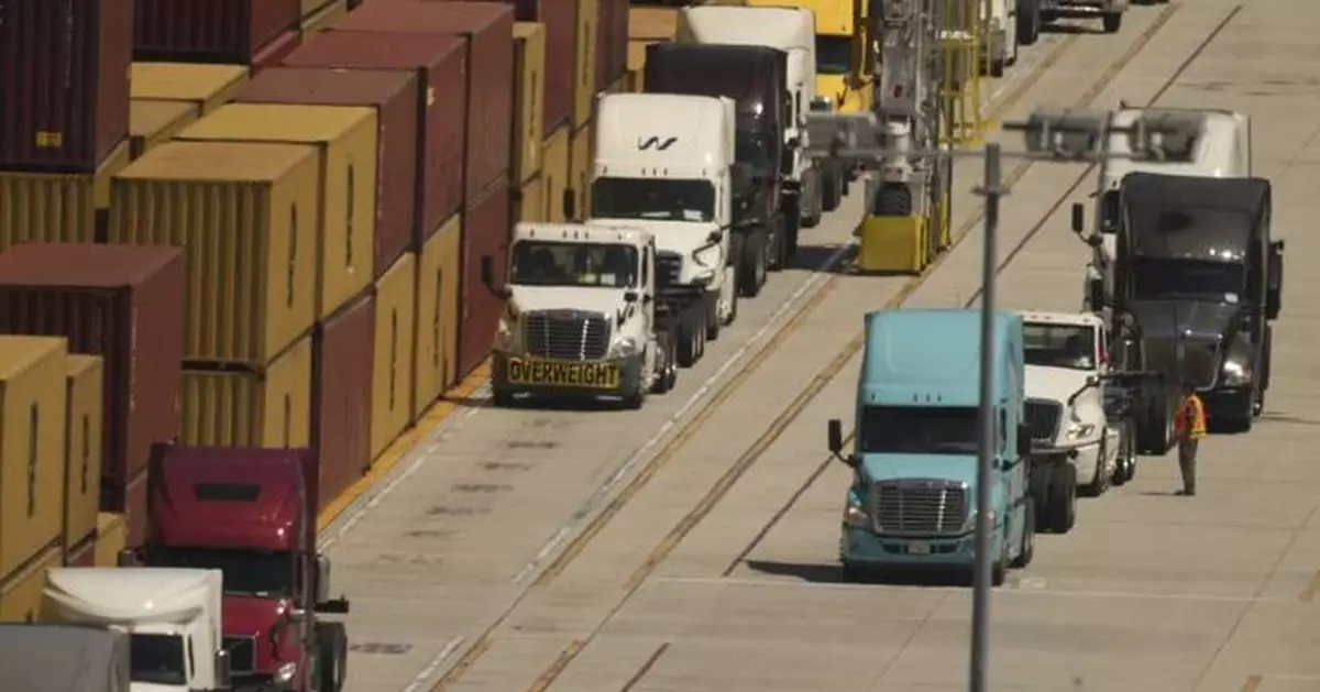 Another U-Turn: Trump reverses tariffs that caused market meltdown, but companies remain bewildered