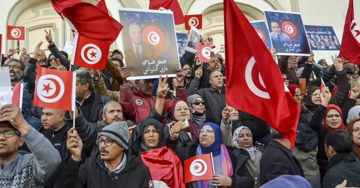 Tunisian opposition figures sentenced to up to 66 years in prison