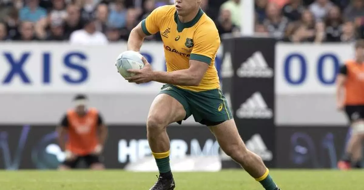 Wet weather rugby shakes up the Super Rugby standings and sees the Blues slip