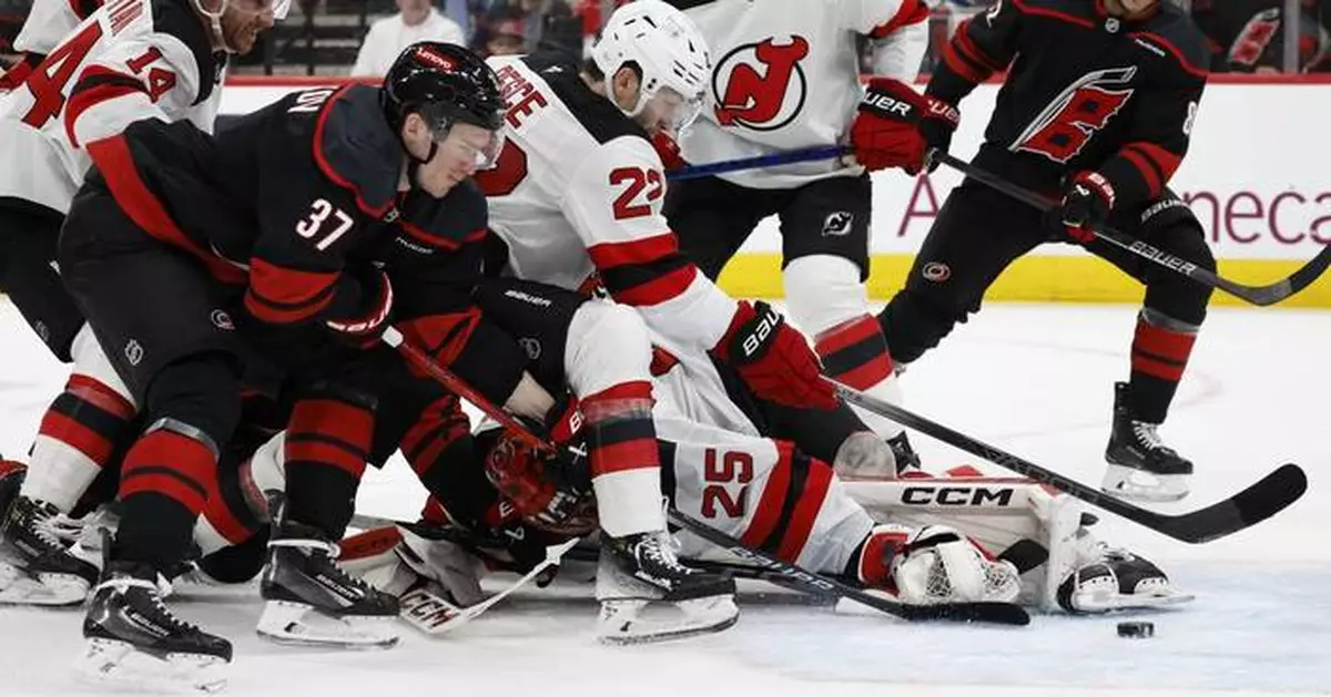 Martinook, Andersen help Hurricanes push past Devils 3-1 for 2-0 lead in 1st-round playoff series