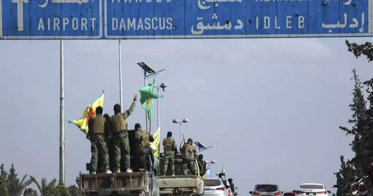US to withdraw 600 troops from Syria, leaving fewer than 1,000 to help counter IS militants