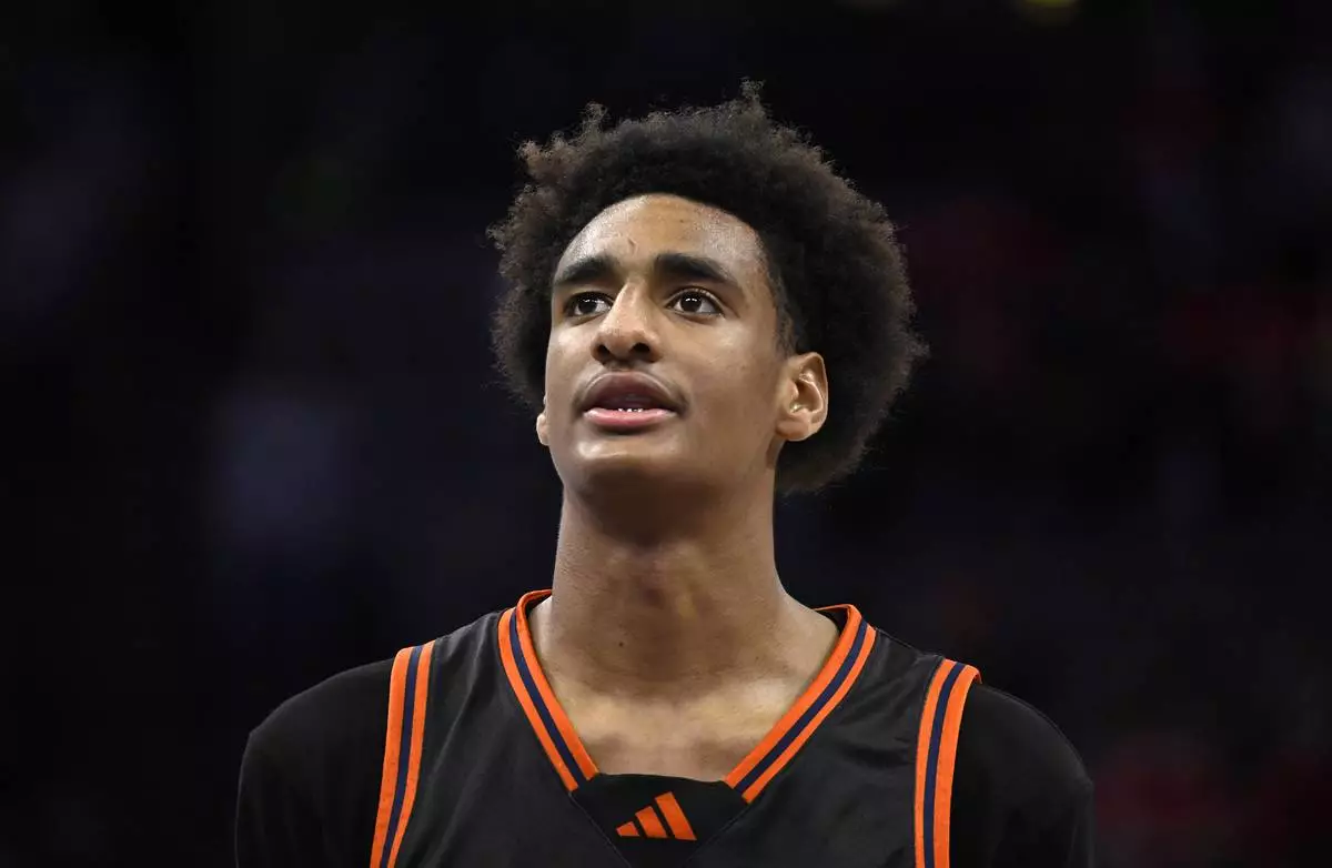 Chatsworth High School basketball player Alijah Arenas prepares to shoot a free throw in the second half of a boys CIF State Division II championship basketball game in Sacramento, Saturday, March 15, 2025. (Keith Birmingham/The Orange County Register via AP)