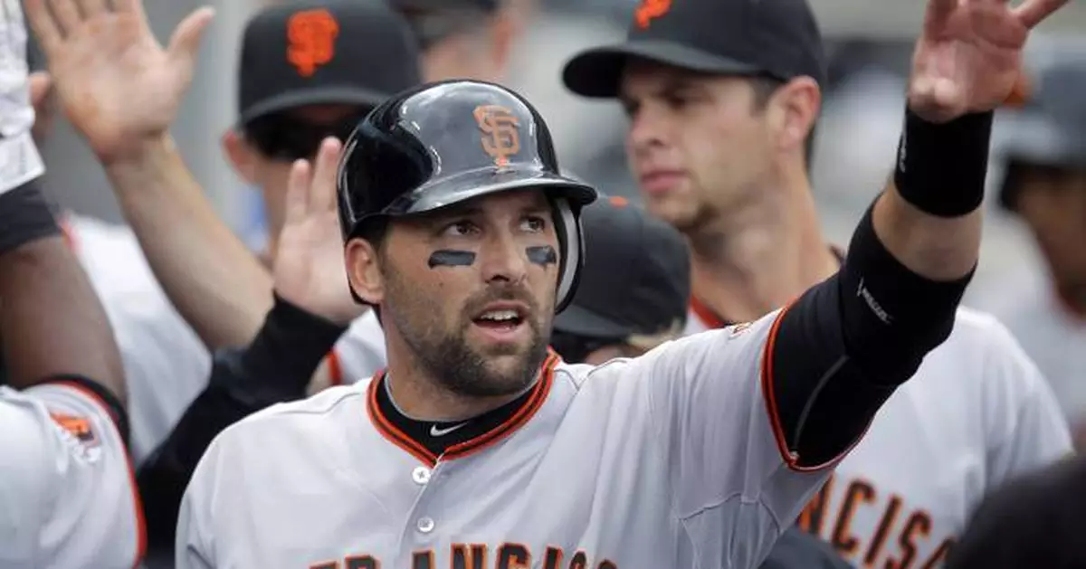 Mark DeRosa will manage the United States for a second straight World Baseball Classic