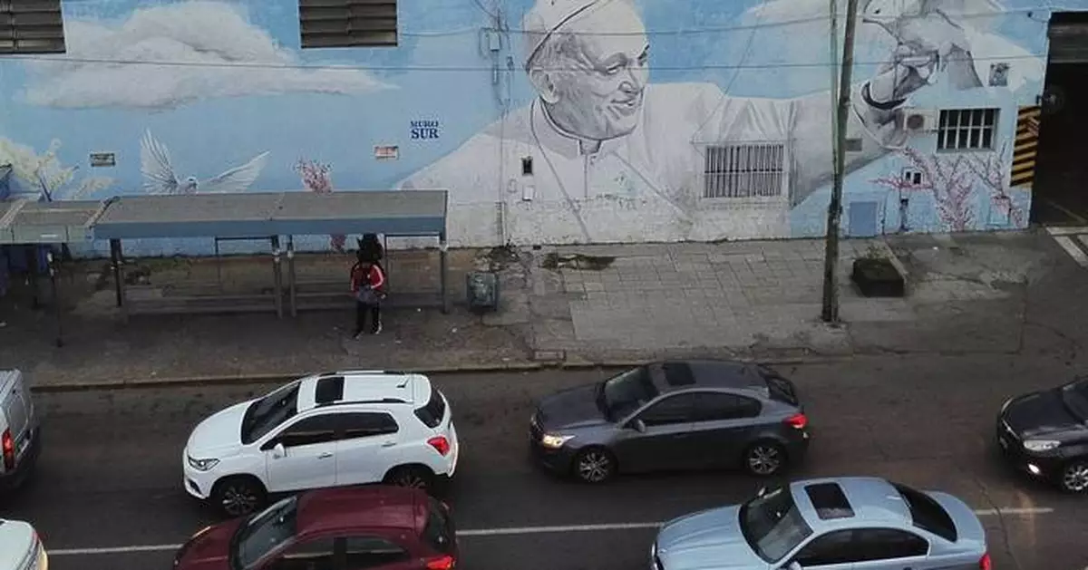 AP PHOTOS: Argentina reacts to Pope Francis' death
