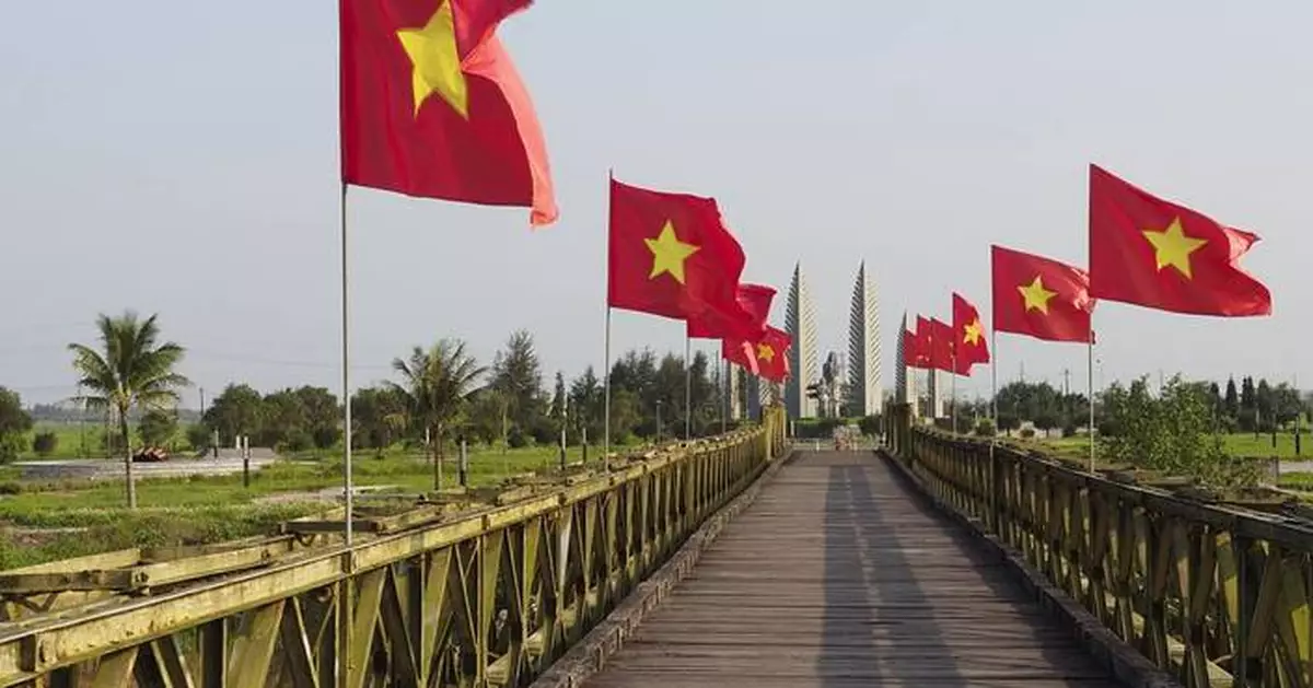 50 years later, Vietnam's battlefields draw retrospective veterans and other tourists