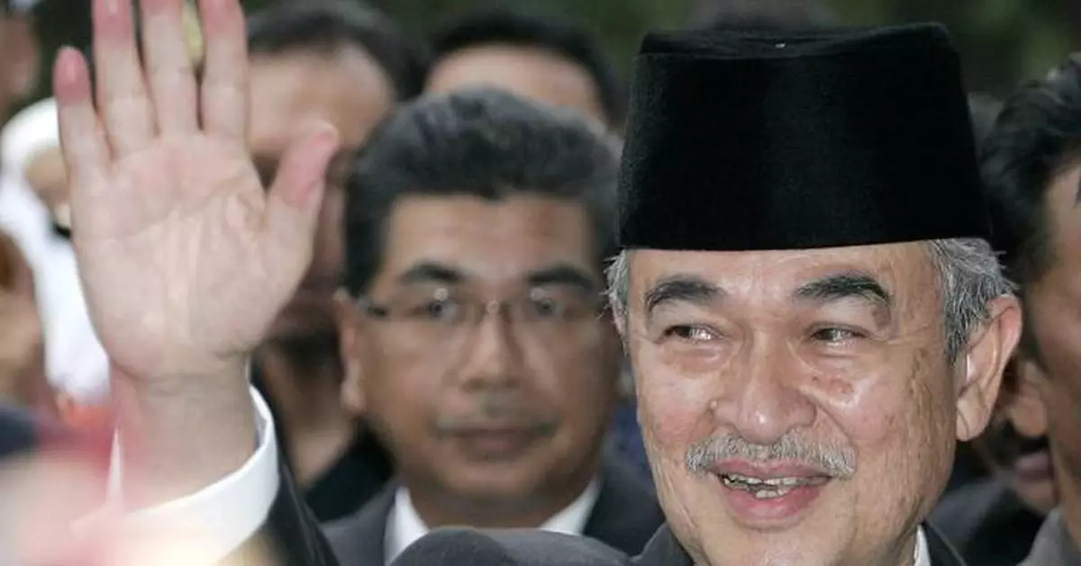 Former Malaysian leader Abdullah Ahmad Badawi, who extended political freedoms, dies at 85