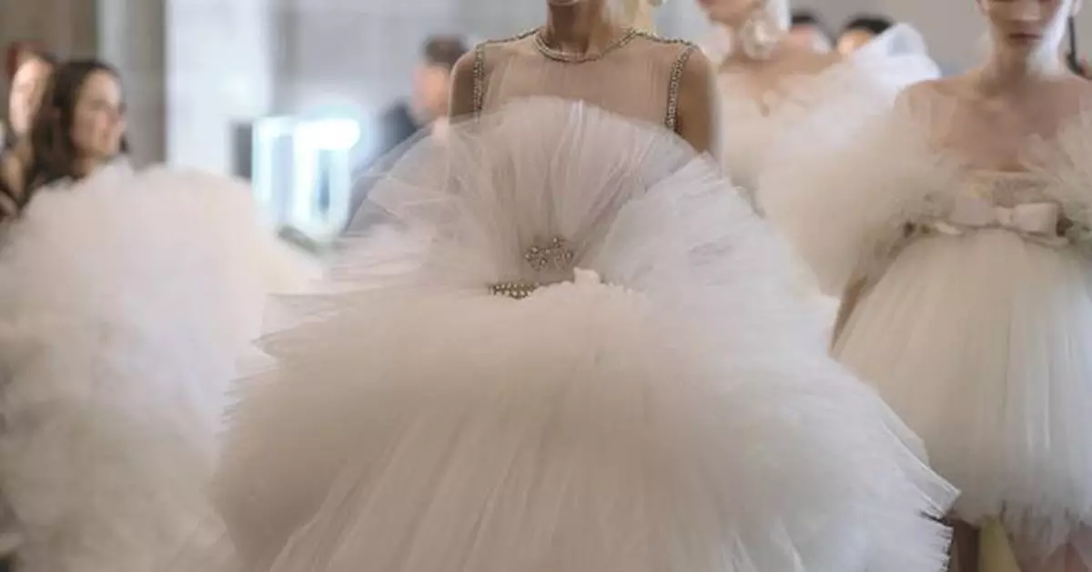 Barcelona Bridal Fashion Week elevates bridal fashion to the international stage