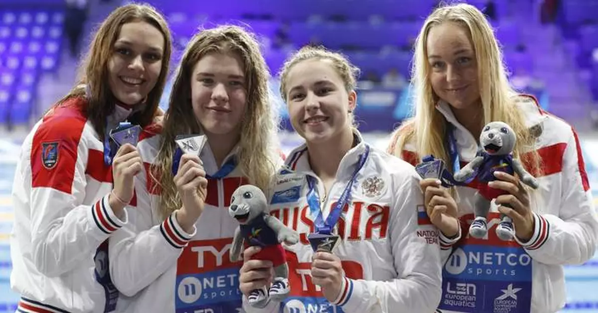 Olympic swimmer from Russia banned 2 years for doping