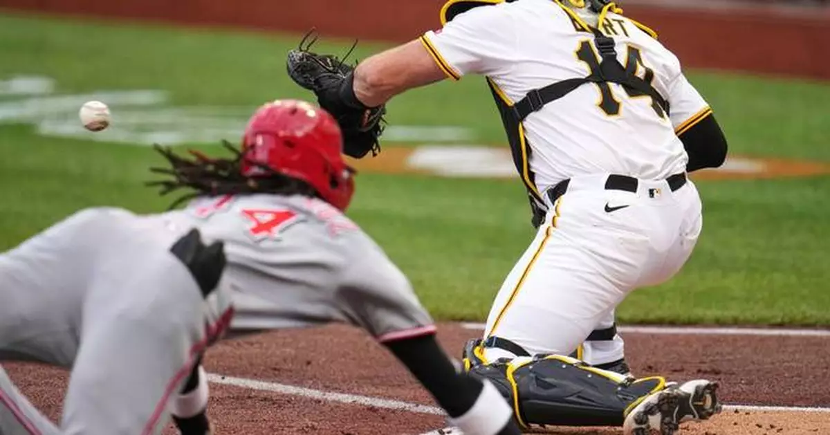 Austin Hays, Nick Lodolo lead Reds to their fifth consecutive victory