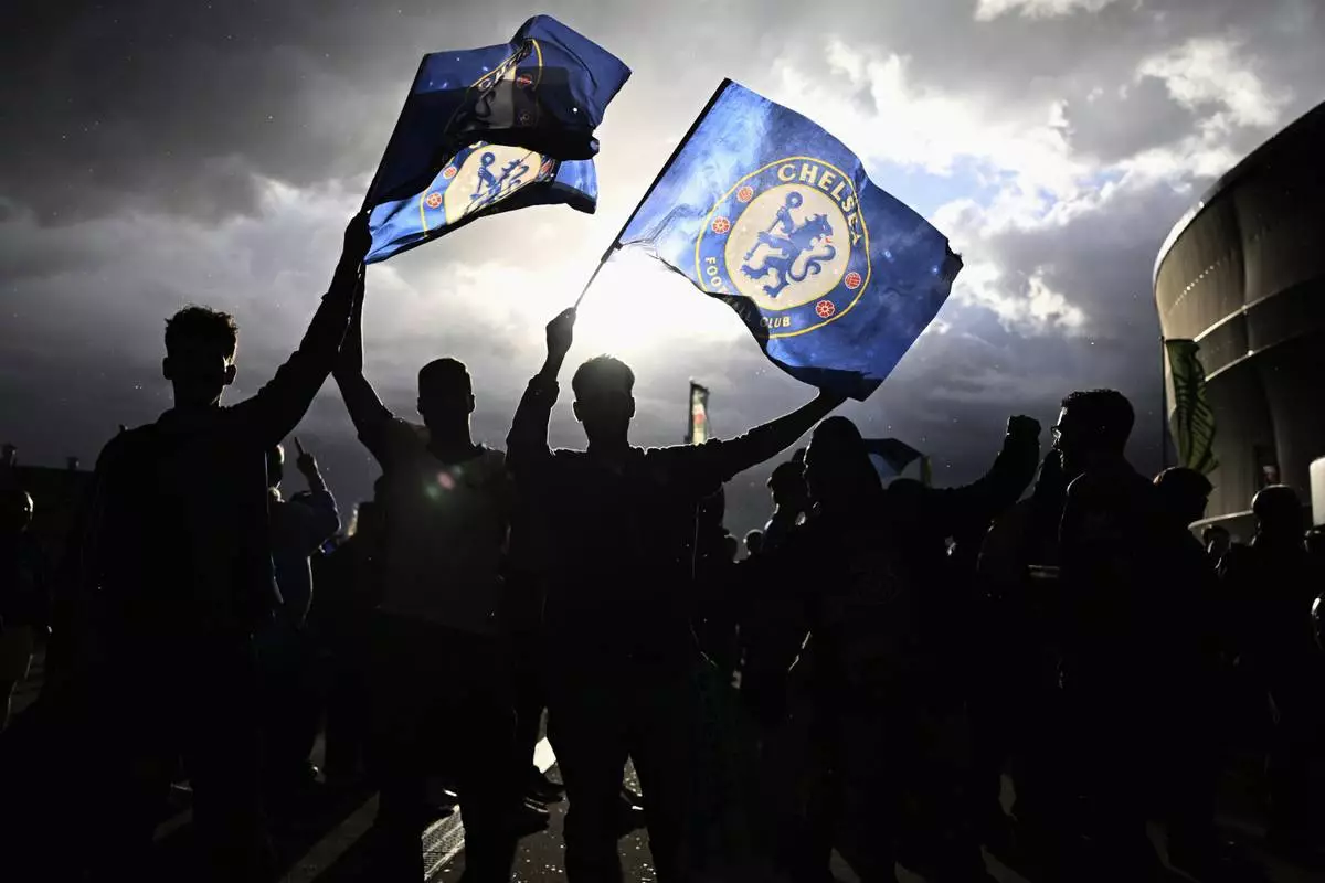 Chelsea fans arrive for the Europa Conference League final soccer match between Real Betis and Chelsea in Wroclaw, Poland, Wednesday, May 28, 2025. (AP Photo/Denes Erdos)