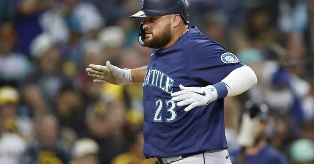 Hail, Hail: 3 homers propel Mariners to 5-1 win vs. Padres in Vedder Cup opener