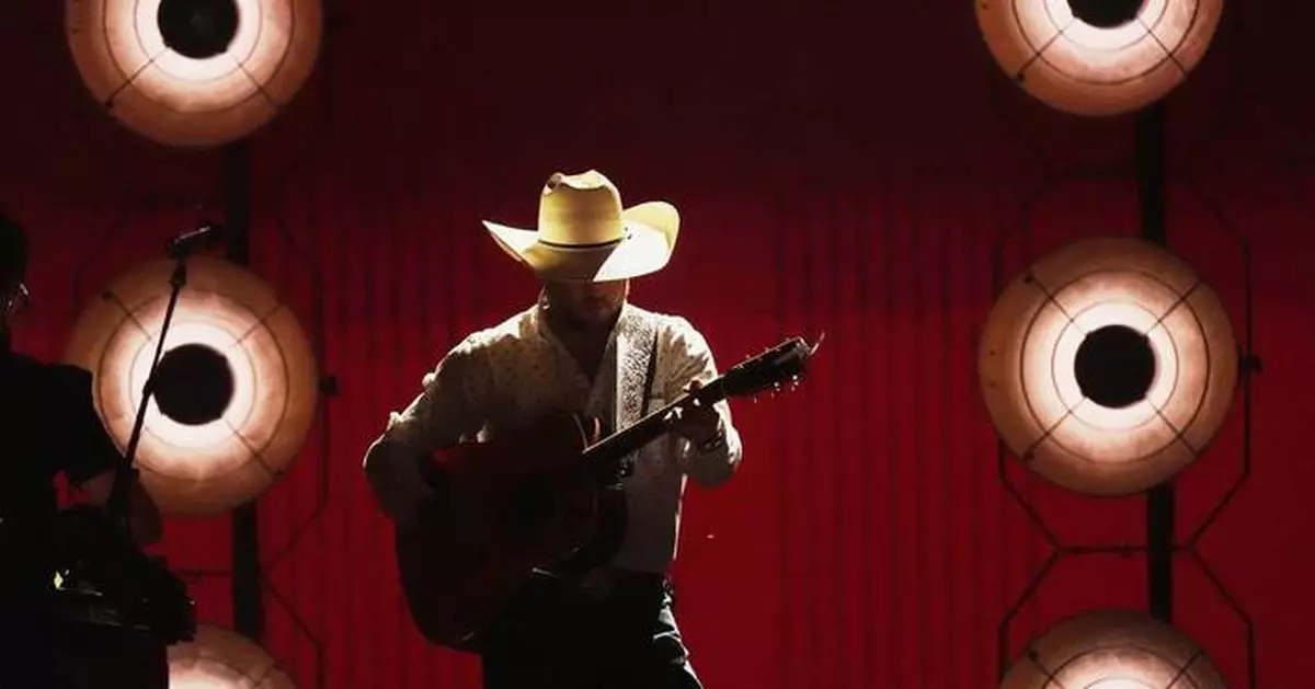 PHOTO COLLECTION: Best of the 60th ACM Awards