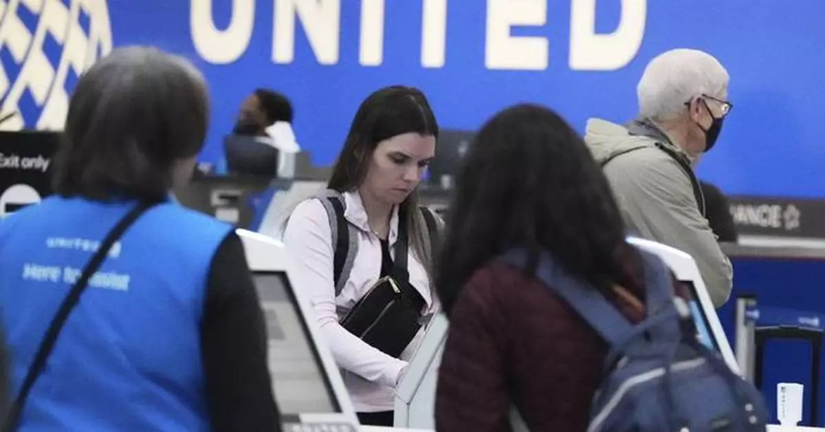 United is narrowing its check-in window for US flights. Here's how it compares to other airlines