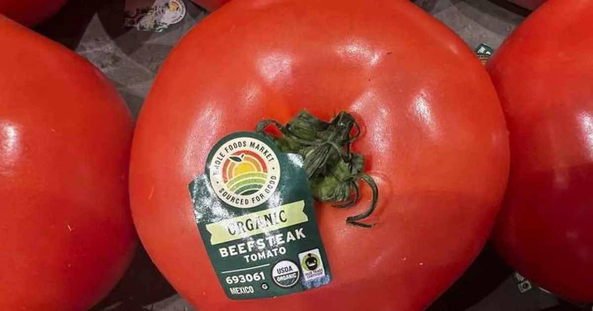Amid Cinco de Mayo celebrations, a tax on Mexican tomatoes looms