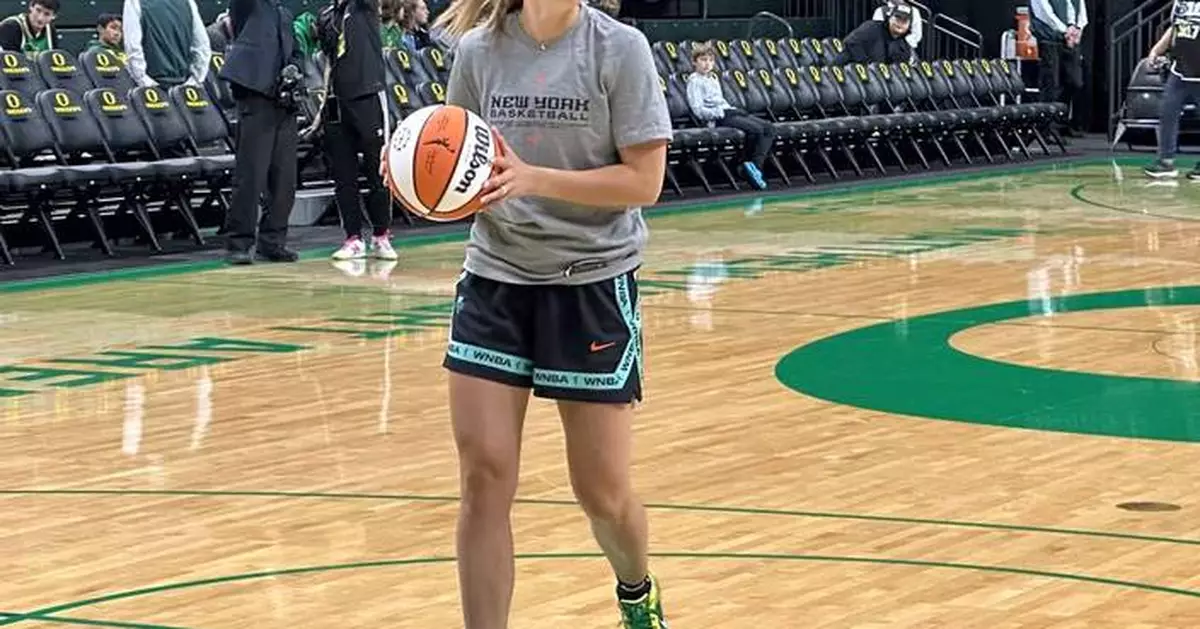 Liberty guard Sabrina Ionescu plays at Oregon for the first time as a pro in preseason game