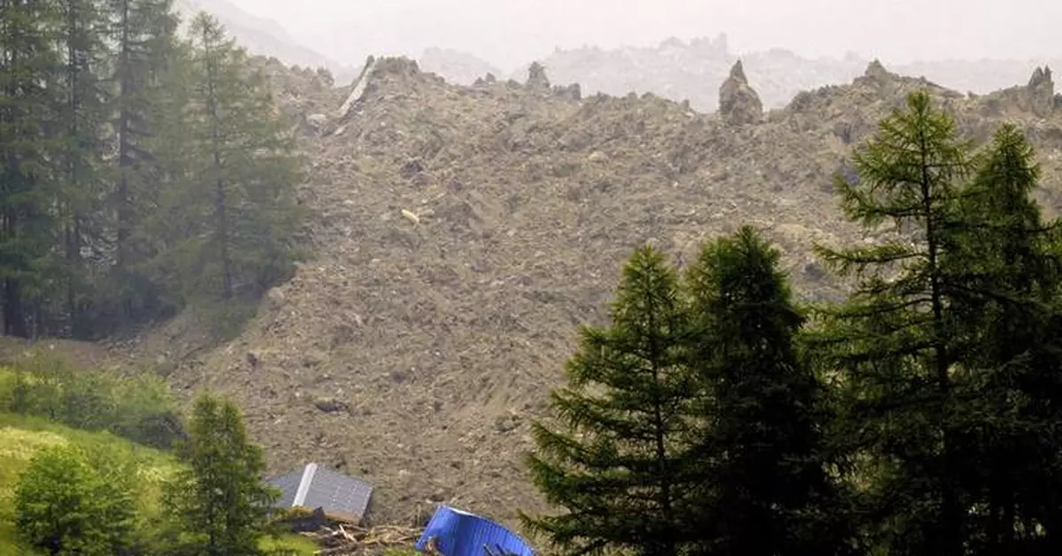 Alpine village is largely destroyed when a Swiss glacier collapses