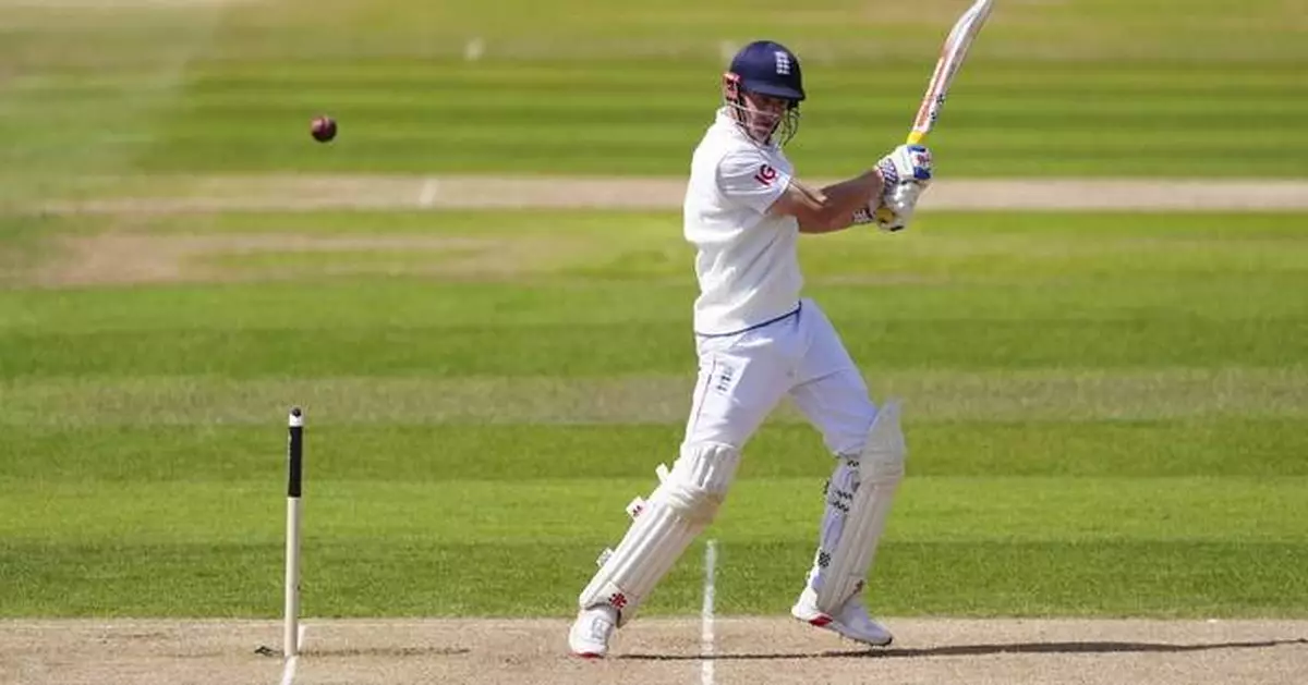 England set for big win after forcing fighting Zimbabwe to follow on