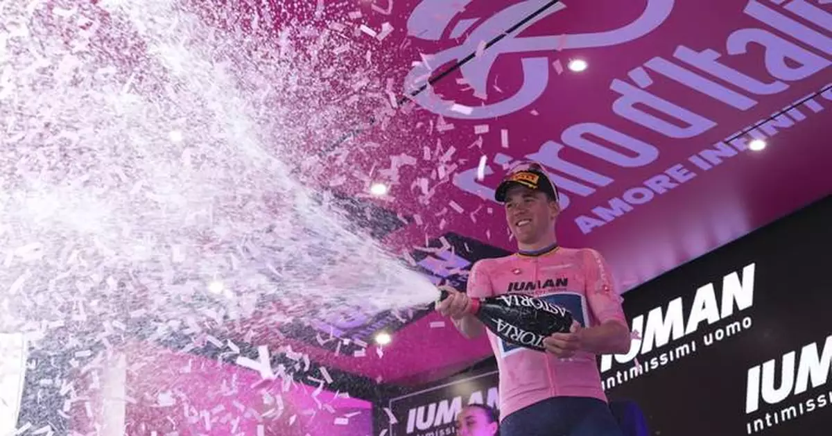 Pedersen makes it 3 wins out of 5 at Giro d'Italia to extend his overall lead