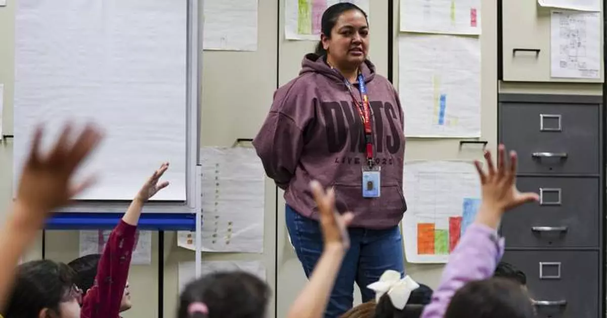 LOCALIZE IT: How to cover immigrants who are leaving the US and pulling their kids out of schools