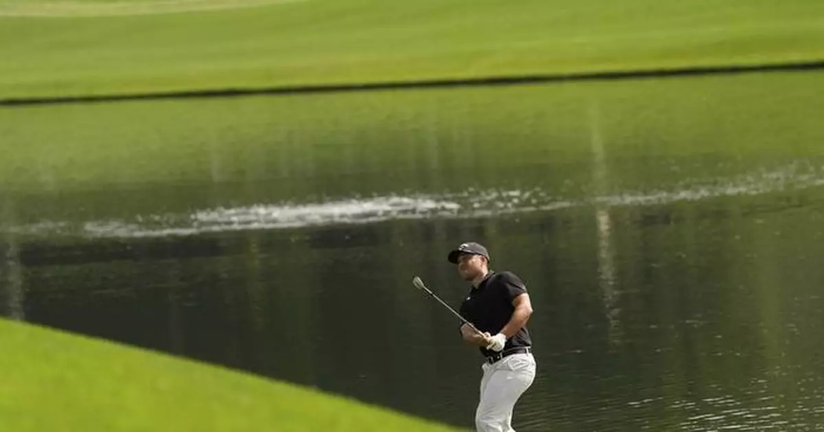 Unsweet 16: World's top 3 golfers make mess of 16th hole at PGA Championship, taking double bogey