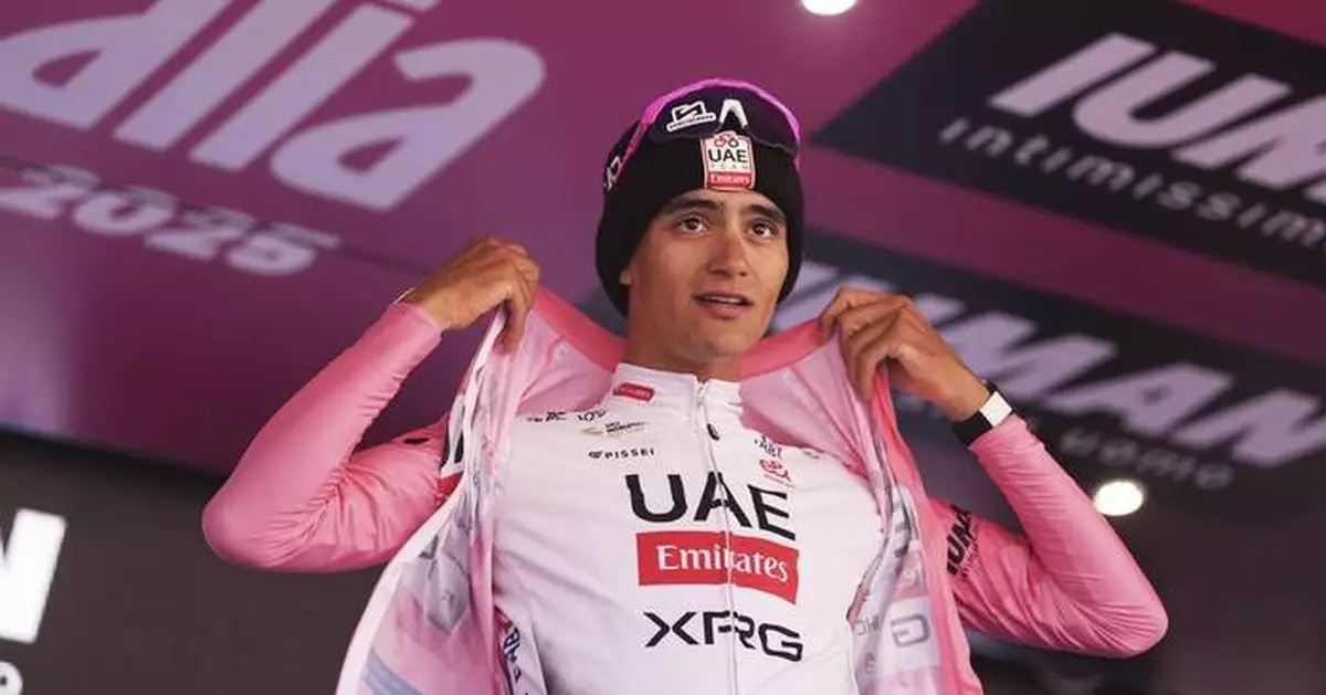 Del Toro stays in pink at Giro d'Italia after first of two mountain showdowns