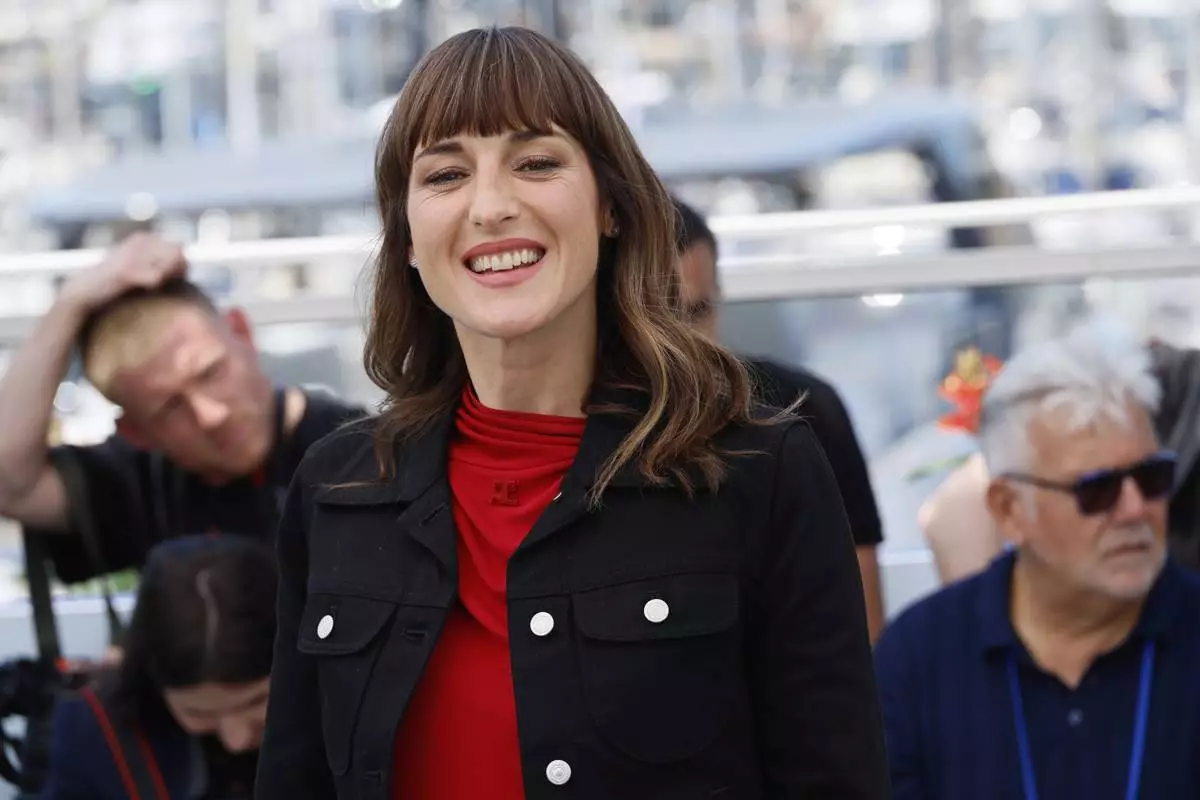 Juliette Armanet poses for photographers during the photo call for the film 'Leave One Day' at the 78th international film festival, Cannes, southern France, Wednesday, May 14, 2025. (Photo by Joel C Ryan/Invision/AP)