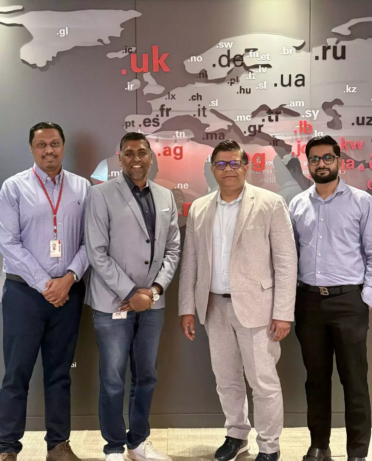 Collaborating for the first time as partners! (Photo: AETOSWire)