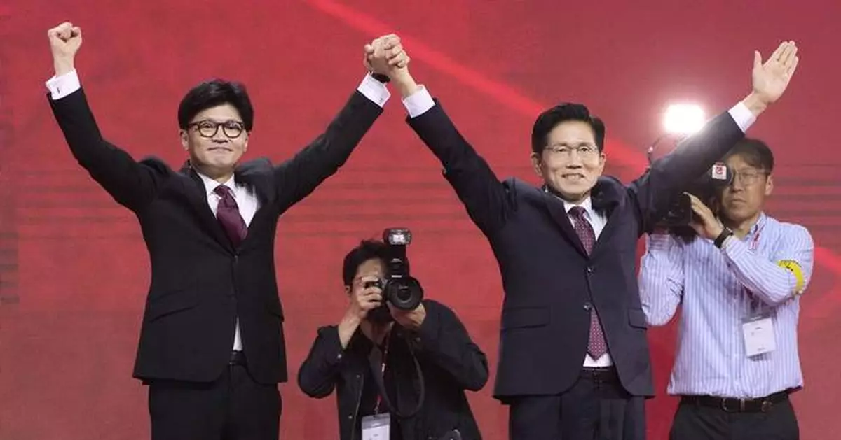 South Korea’s main conservative party nominates Kim Moon Soo as its presidential candidate