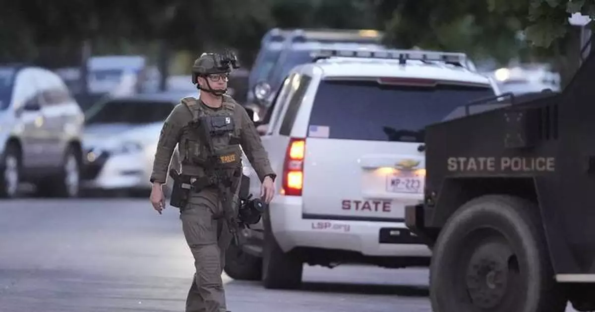 New Orleans jail escapees caught following car chase in Texas; 2 inmates still on the run