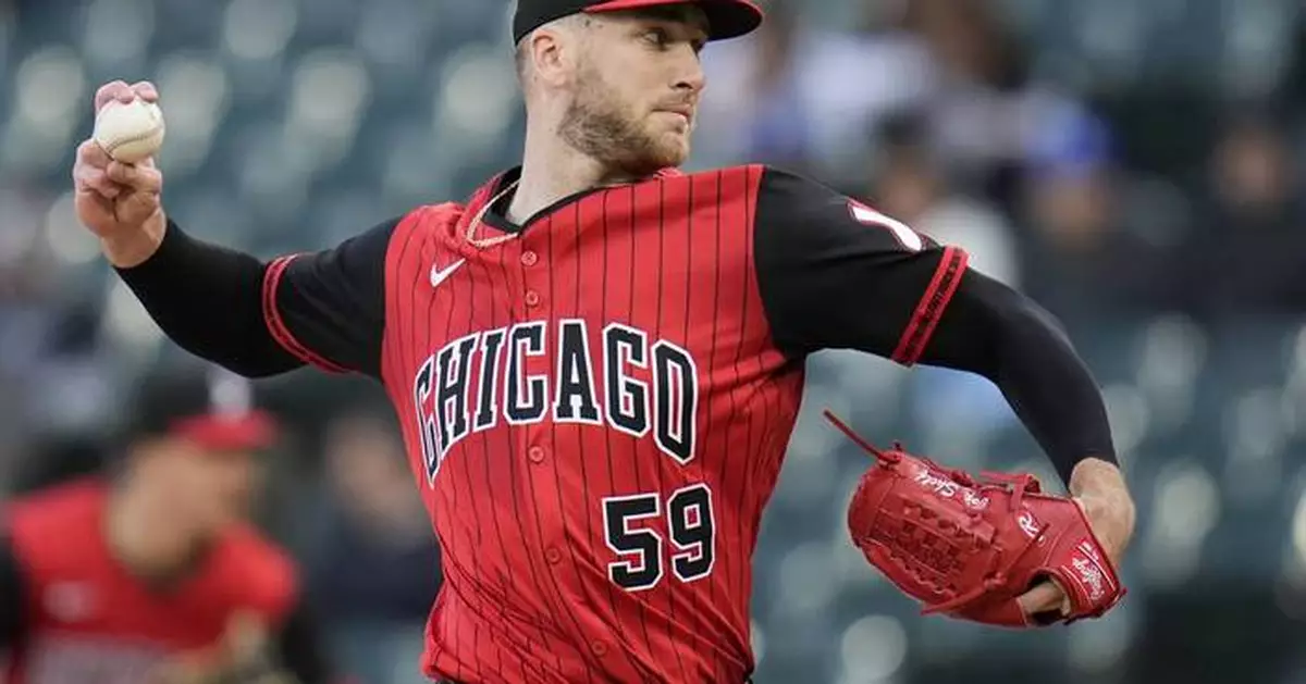 Burke tosses 3-hit ball over 6 innings as White Sox beat Rangers 4-1