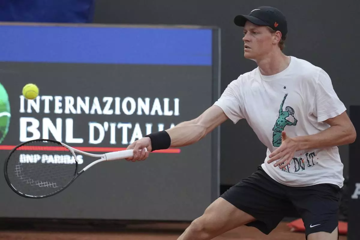 Jannik Sinner attends a training ahead of the Italian Open in Rome, Monday, May 5, 2025. (Alfredo Falcone/LaPresse via AP)
