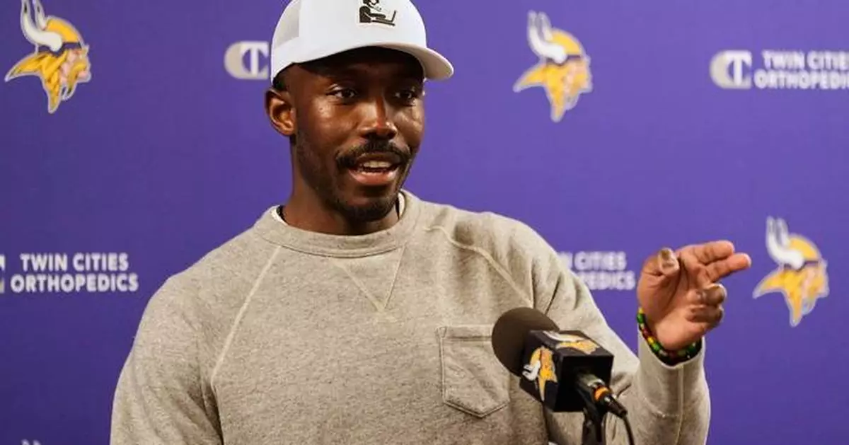 Vikings sign GM Adofo-Mensah to extension, keeping his contract in sync with O'Connell's