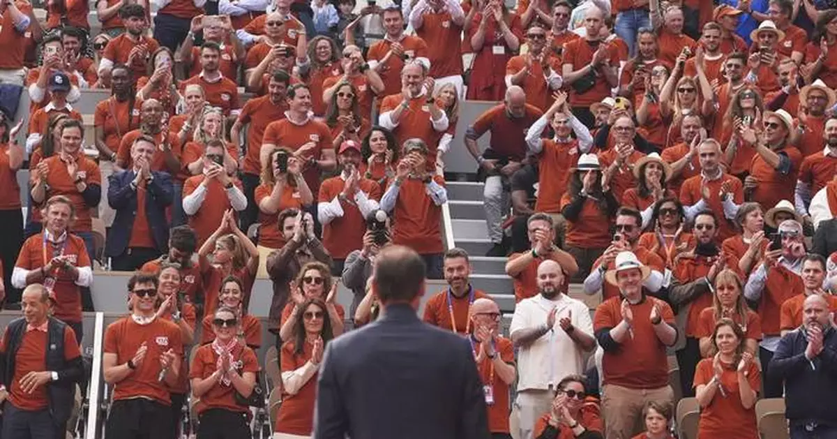 How a free Nadal tribute T-shirt turned into a $500 resale frenzy