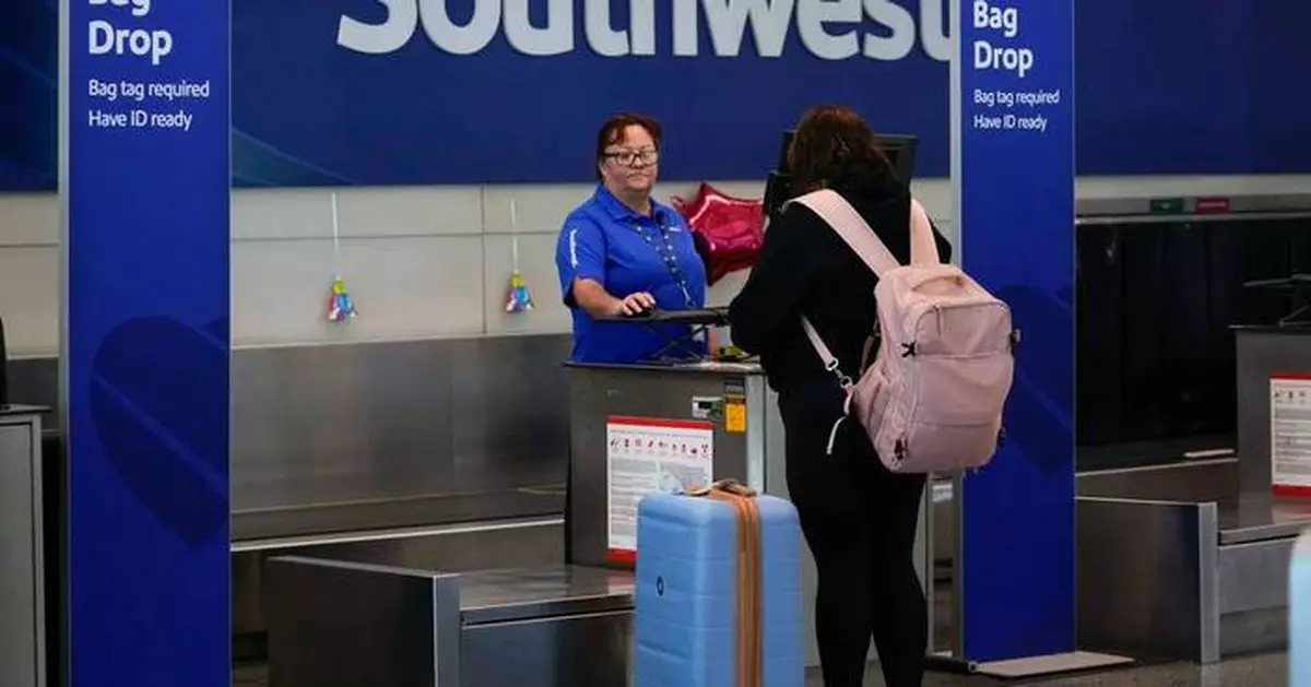 Final boarding call for free bags at Southwest as airline abandons a cherished perk