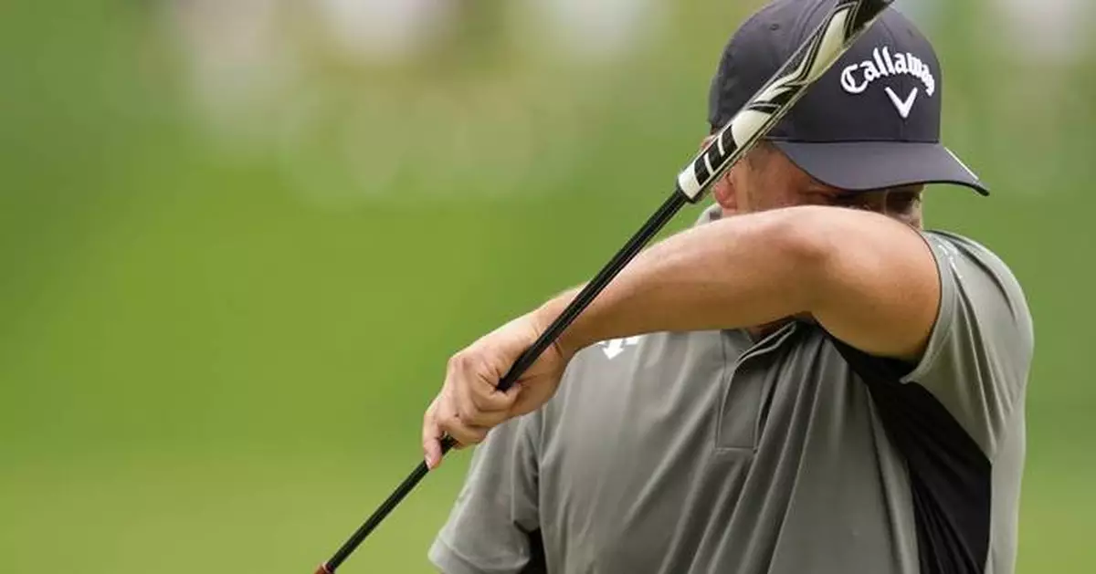 Schauffele battles back to make the cut at the PGA Championship, extends streak to 64 tournaments