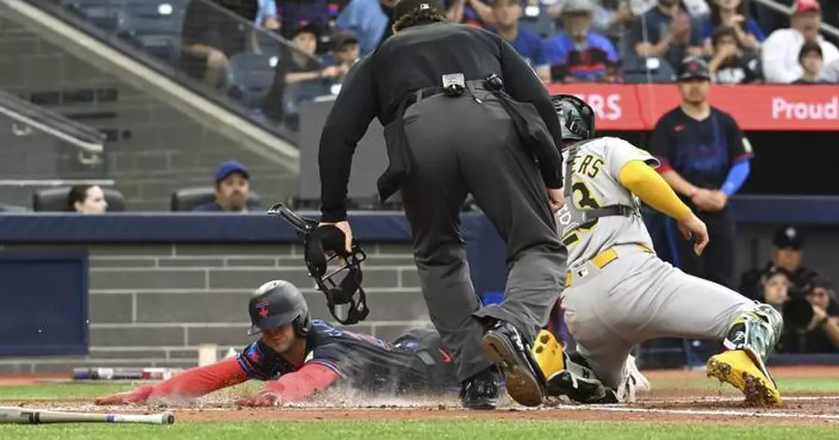 Clement and Barger homer as Blue Jays win 11-7, move over .500