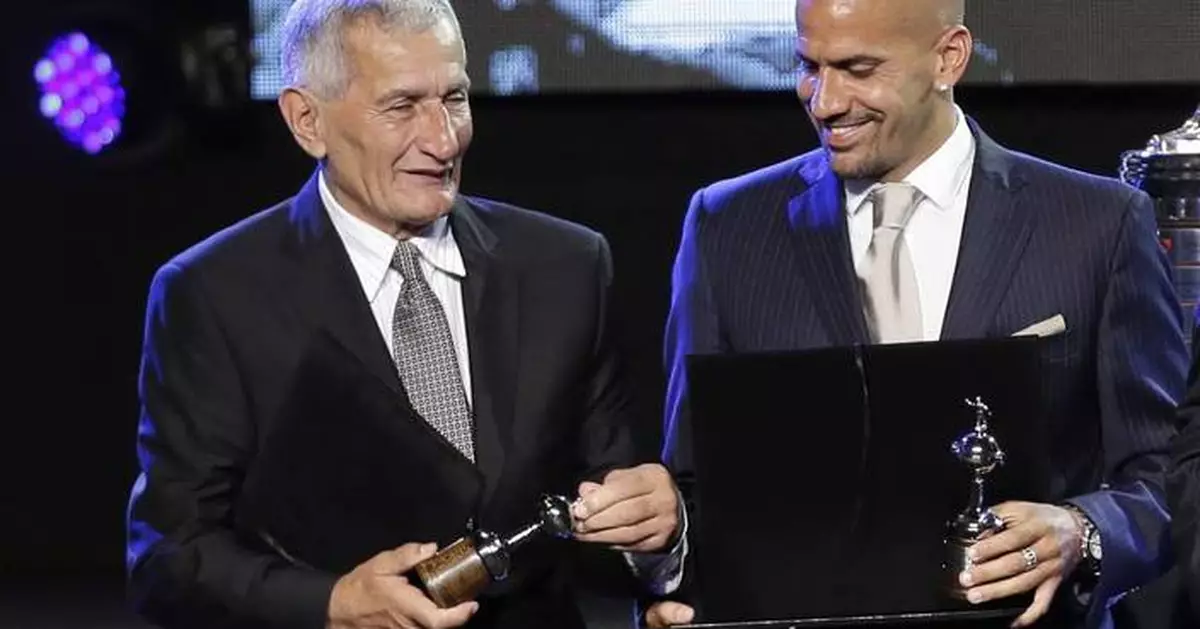 Juan Ramón Verón, who scored at Old Trafford for Argentina's Estudiantes de La Plata, dies at 81