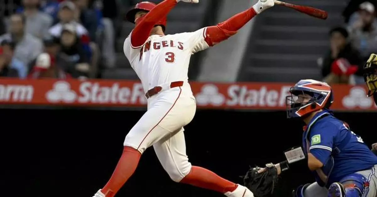 O'Hoppe and Moncada deliver in Angels' big 8th-inning rally for 8-3 victory over Blue Jays