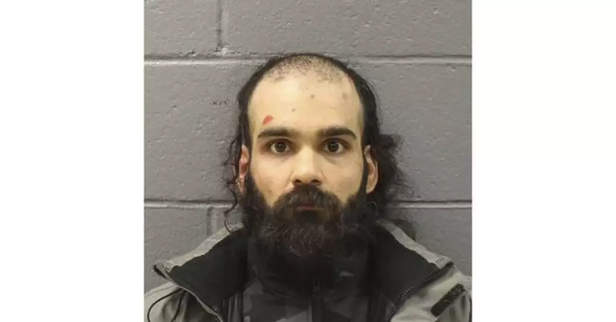 Massachusetts man pleads guilty to attacking a flight attendant with a broken spoon