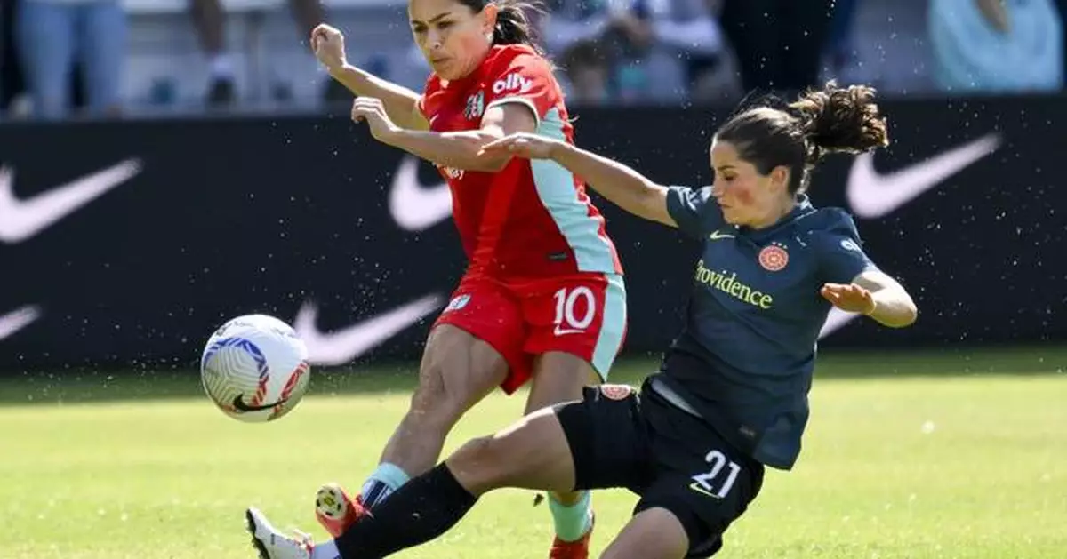Midfielder Lo'eau LaBonta highlights USWNT roster for upcoming matches