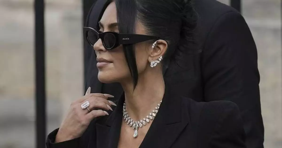 PHOTO COLLECTION: France Kardashian Robbery Trial