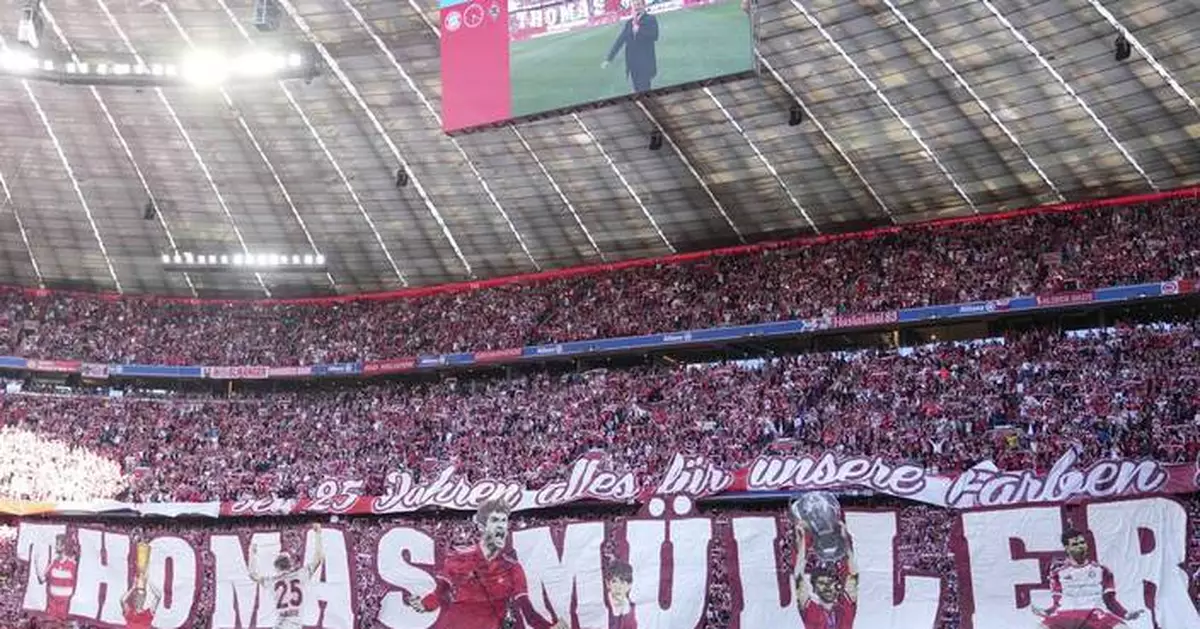 Bayern Munich bids goodbye to 25-year stalwart Thomas Müller