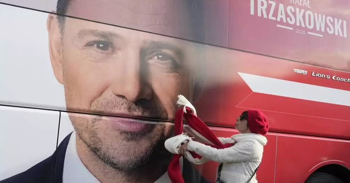 Poland's Tusk says Russian hackers attacked party websites before election