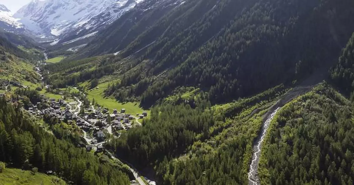 A Swiss village is evacuated because of a threat of a mudslide