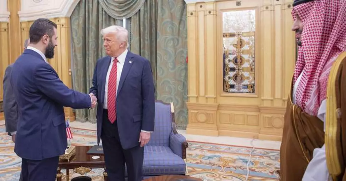 What would lifting US sanctions on Syria mean to the war-torn country?