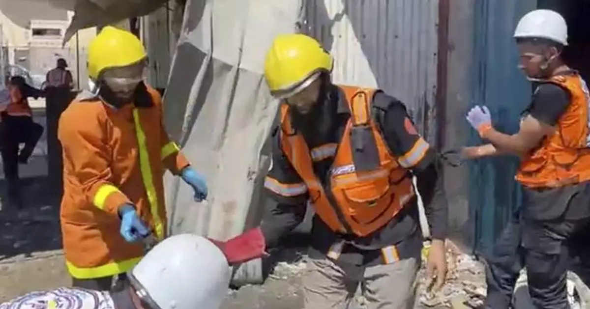 9 of a doctor's 10 children are killed in Israel's latest strikes in Gaza